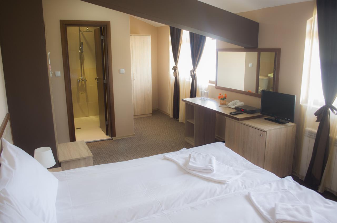 Maribel Spa Hotel Koprilova Екстериор снимка