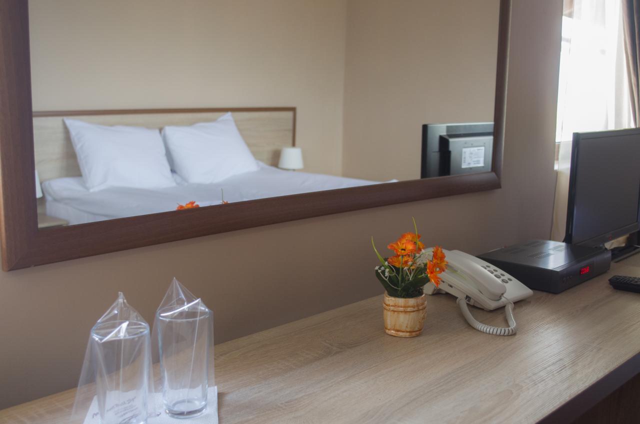 Maribel Spa Hotel Koprilova Екстериор снимка